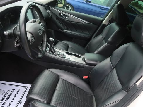 Used 2015 INFINITI Q50 w/ Navigation Package RWD image 17