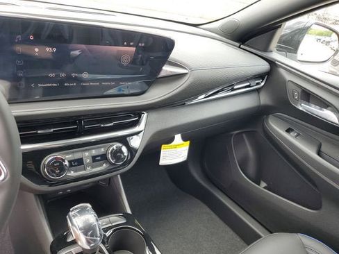 New 2026 Buick Envista Sport Touring w/ Convenience I Package FWD image 26