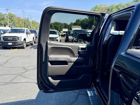 Used 2018 Chevrolet Silverado 1500 LT w/ All Star Edition AWD/4WD image 15