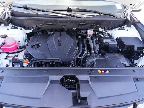 Used 2025 Hyundai Santa Cruz SE FWD image 27