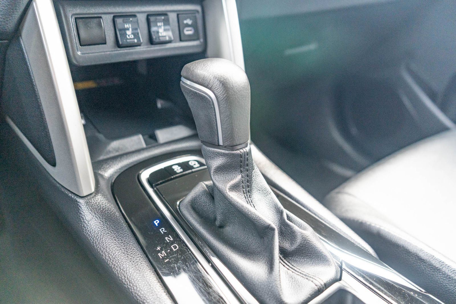 Certified 2025 Toyota Corolla Cross XLE FWD image 23