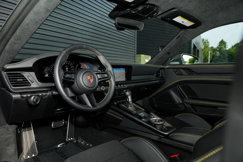 Certified 2026 Porsche 911 GT3 RWD image 4