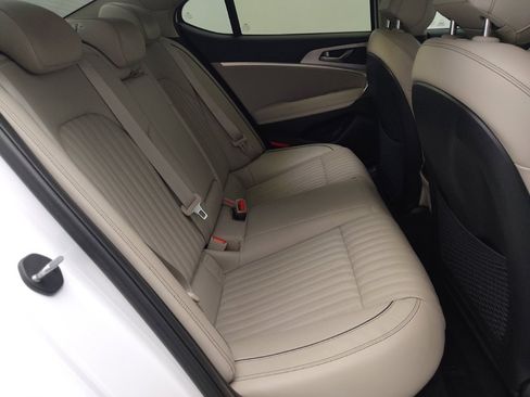 Used 2020 Genesis G70 3.3T image 19