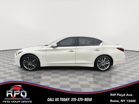 Used 2018 INFINITI Q50 Luxe image 2