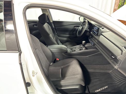 Certified 2025 Honda Accord SE image 37