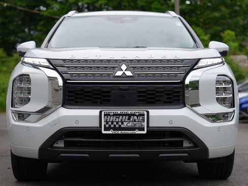 Used 2024 Mitsubishi Outlander SEL FWD image 9