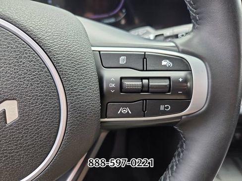 Used 2023 Kia Sportage EX FWD image 27