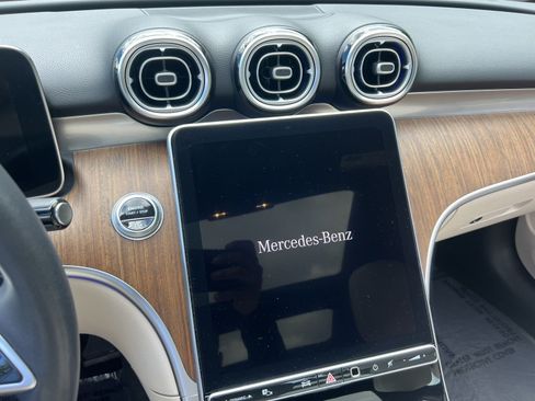 Used 2022 Mercedes-Benz C 300 4MATIC Sedan image 22
