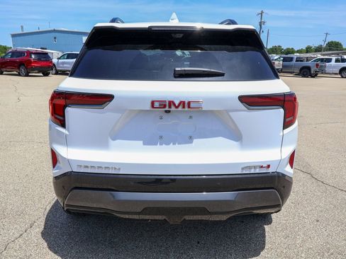 New 2026 GMC Terrain AT4 w/ Technology Package II AWD/4WD image 4