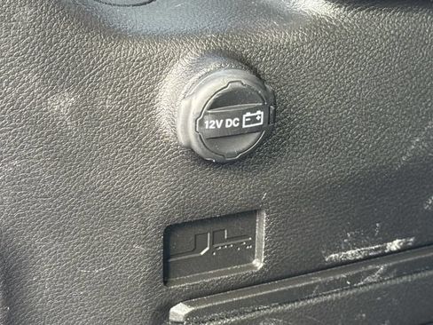Used 2024 Jeep Wrangler Unlimited Sahara AWD/4WD image 18