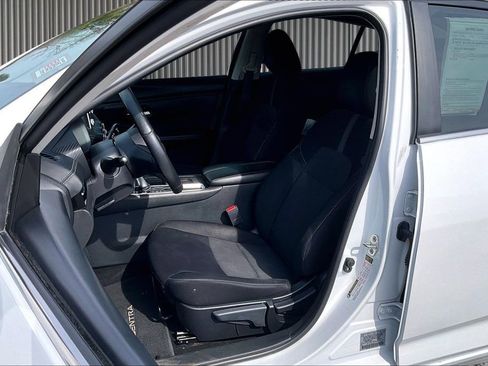 Used 2023 Nissan Sentra SV w/ All-Weather Package image 26