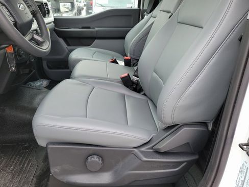 New 2025 Ford F350 XL w/ XL Chrome Package image 9