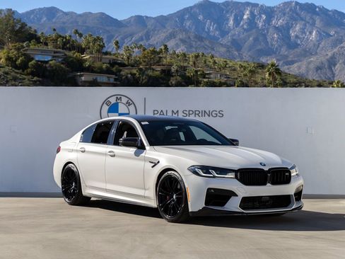 Certified 2022 BMW M5 w/ Competition Package image 2