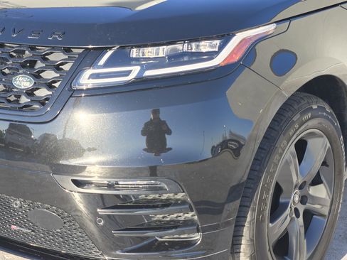 Used 2023 Land Rover Range Rover Velar R-Dynamic S image 11