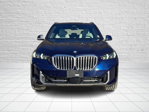 Used 2026 BMW X5 xDrive40i w/ Premium Package image 2