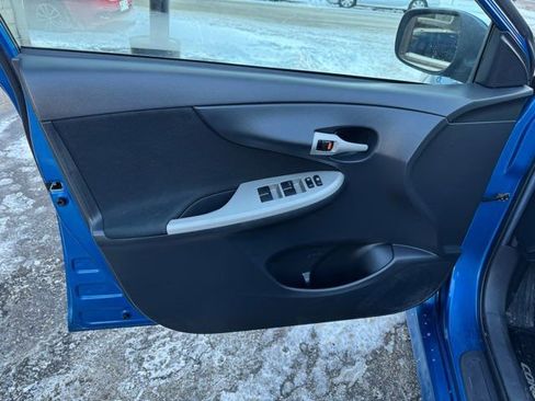 Used 2010 Toyota Corolla S image 10