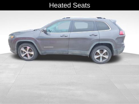 Used 2019 Jeep Cherokee Limited w/ Luxury Group image 6