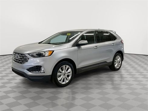 Used 2024 Ford Edge Titanium image 7