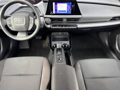 Used 2025 Toyota Prius LE FWD image 14
