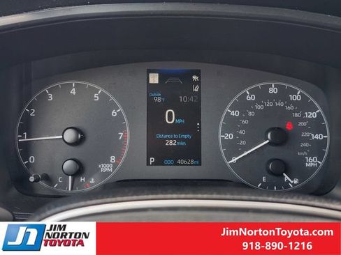 Used 2024 Toyota Corolla Cross LE FWD image 16