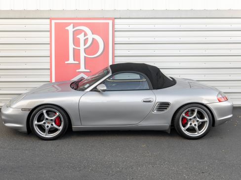Used 2003 Porsche Boxster S image 36