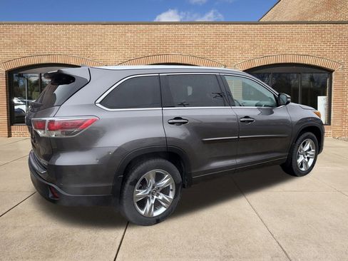 Used 2016 Toyota Highlander Limited image 6