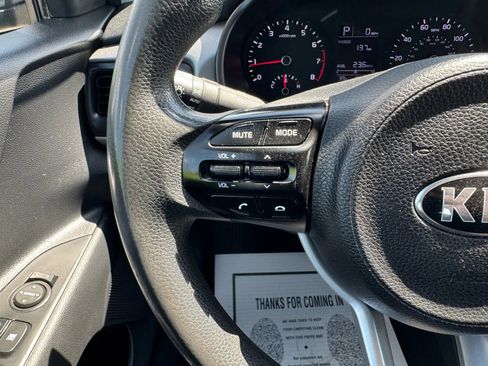 Used 2019 Kia Rio LX image 20