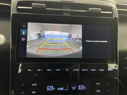 Used 2023 Hyundai Santa Cruz SEL Premium image 23