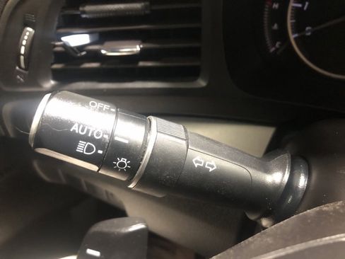 Used 2018 Acura ILX Base image 21