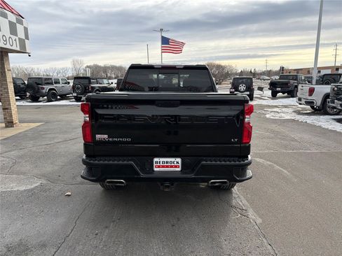 Used 2021 Chevrolet Silverado 1500 LT Trail Boss w/ Convenience Package II AWD/4WD image 6