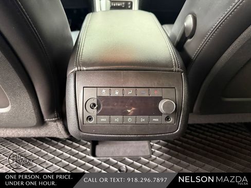 Used 2011 GMC Acadia SLT FWD image 39