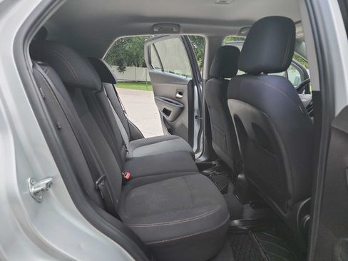 Used 2017 Chevrolet Trax LS FWD image 25