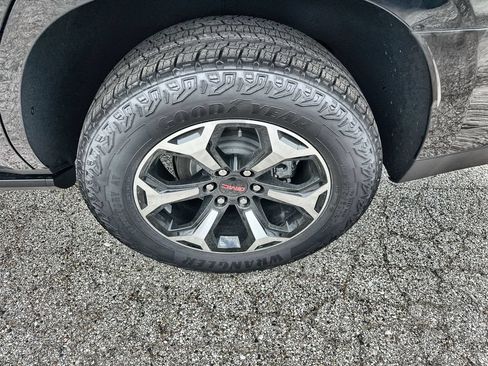 New 2026 GMC Yukon AT4 w/ AT4 Premium Plus Package AWD/4WD image 12