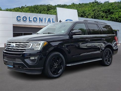 Certified 2021 Ford Expedition XLT image 3
