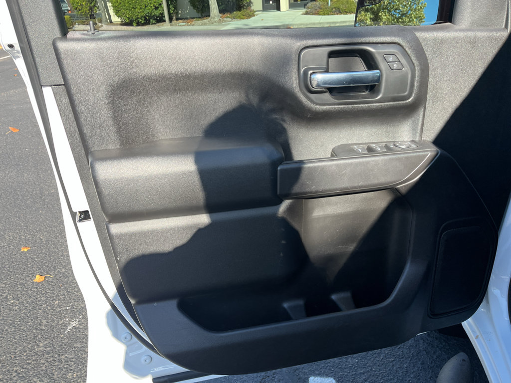 Certified 2026 Chevrolet Silverado 1500 Custom AWD/4WD image 18