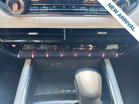 Used 2023 GMC Canyon AT4X AWD/4WD image 28