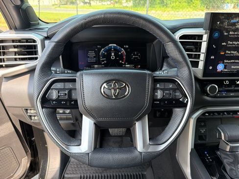Used 2025 Toyota Tundra Platinum AWD/4WD image 16