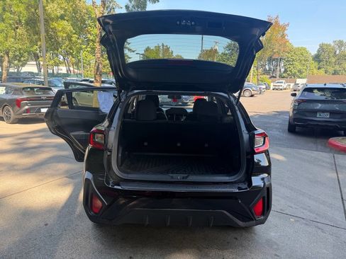 Used 2024 Subaru Crosstrek 2.0i Premium AWD/4WD image 15