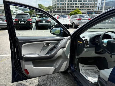 Used 2008 Hyundai Elantra SE FWD image 9