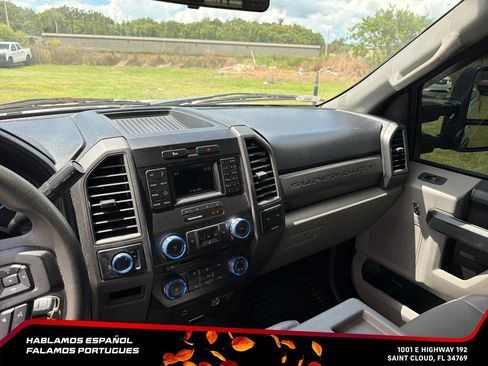 Used 2018 Ford F250 2WD Crew Cab Super Duty image 19