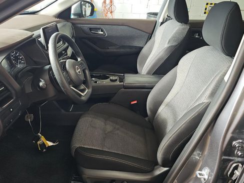 Used 2023 Nissan Rogue SV AWD/4WD image 4