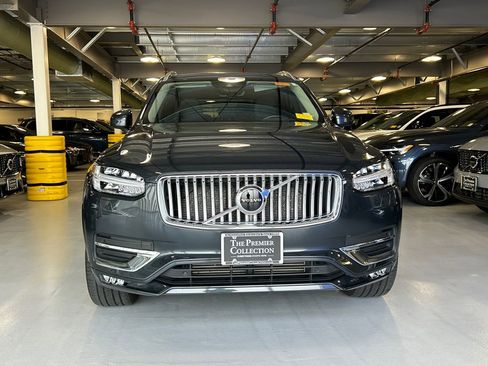Used 2022 Volvo XC90 T6 Inscription w/ Climate Package AWD/4WD image 6