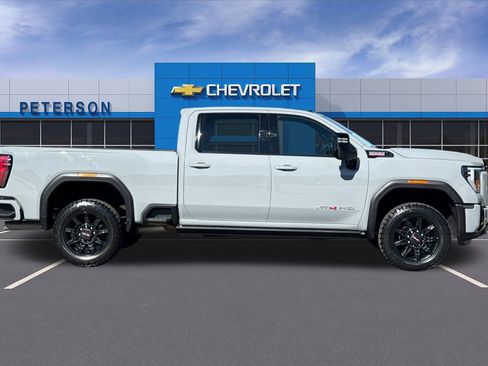 Certified 2025 GMC Sierra 3500 AT4 w/ AT4 Premium Plus Package AWD/4WD image 3