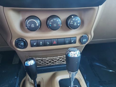 Used 2012 Jeep Wrangler Unlimited Sahara w/ Dual Top Group image 30