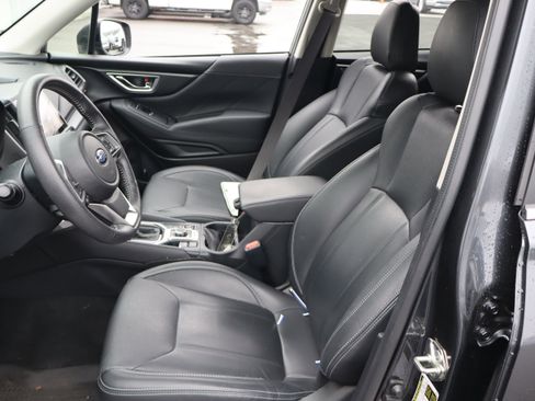 Used 2019 Subaru Forester Limited w/ Popular Package #3 image 16