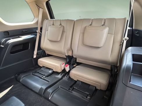 Used 2021 Toyota 4Runner SR5 Premium w/ Moonroof Package AWD/4WD image 33