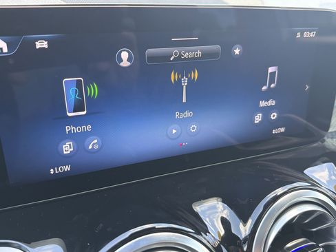 Used 2025 Mercedes-Benz GLB 35 AMG 4MATIC image 27