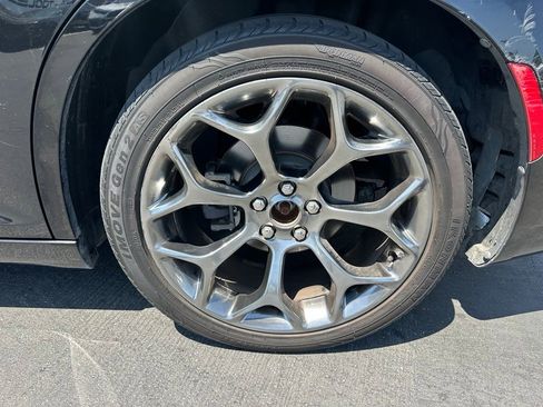 Used 2016 Chrysler 300 S w/ 300S Premium Group RWD image 3