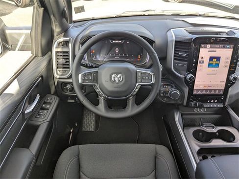 New 2026 RAM 1500 4x4 Crew Cab image 15