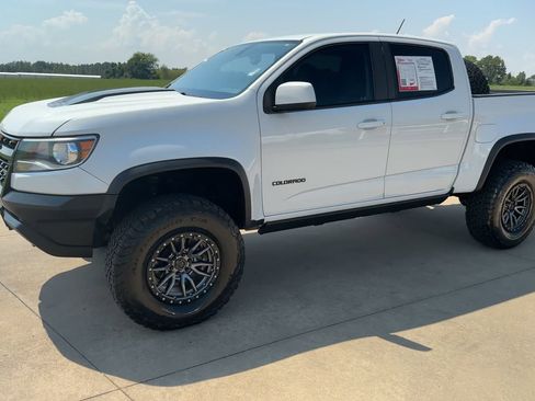 Used 2019 Chevrolet Colorado ZR2 image 5